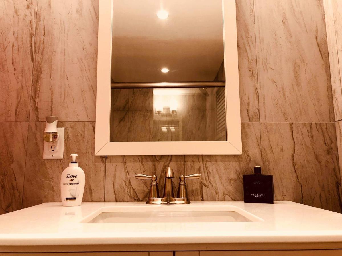 Elegant Marble Suite #6 拿骚 外观 照片